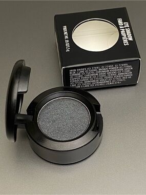 MAC “Glitch in the Matrix” Eyeshadow